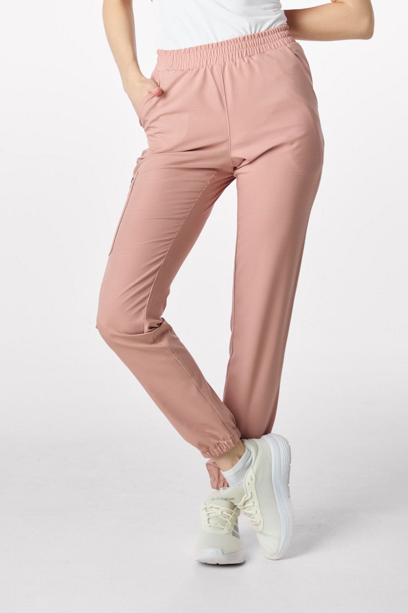 emanno-core-pemium-puder roze-prednja