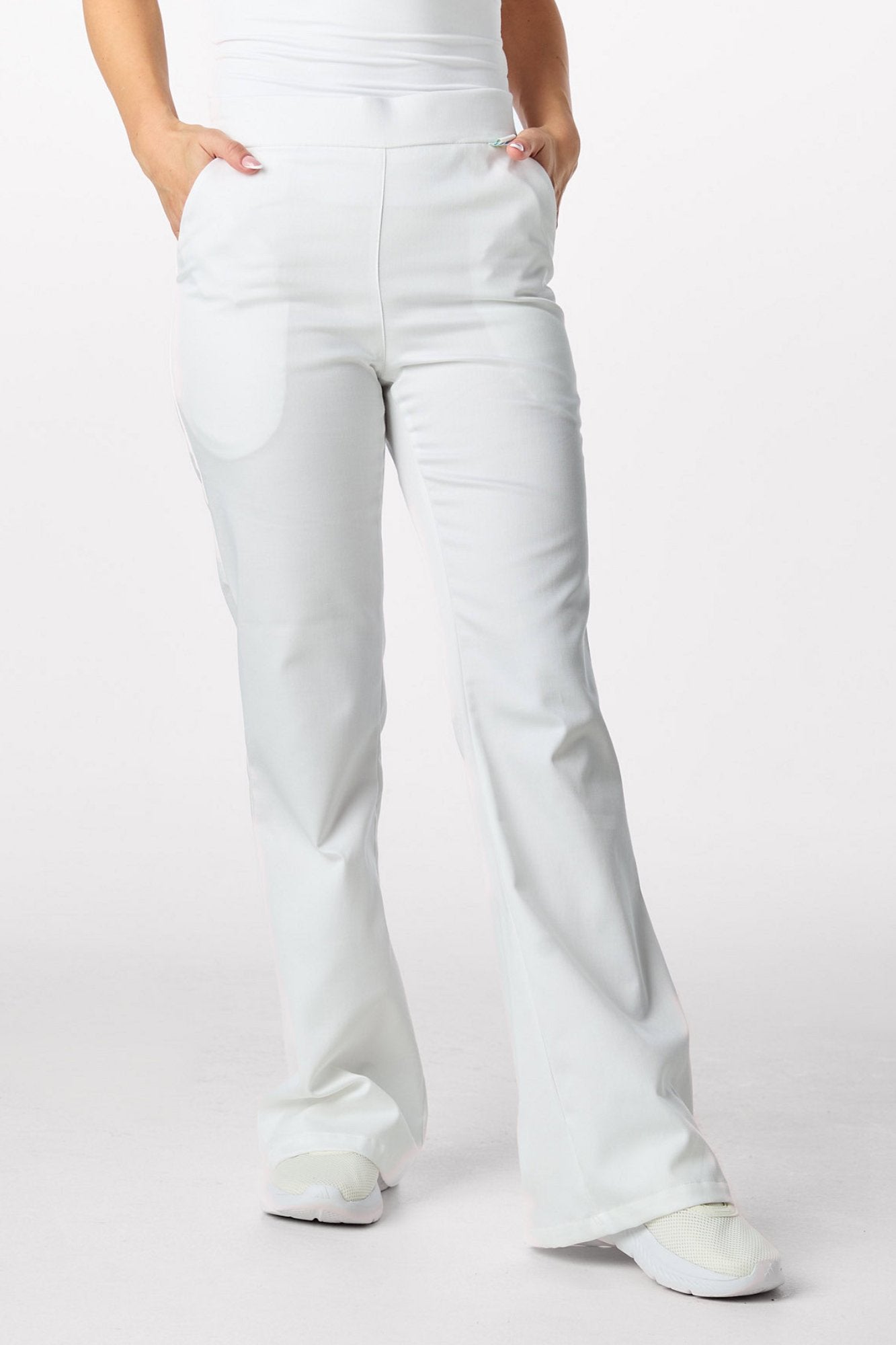 emanno-form-cotton-bela-detalj