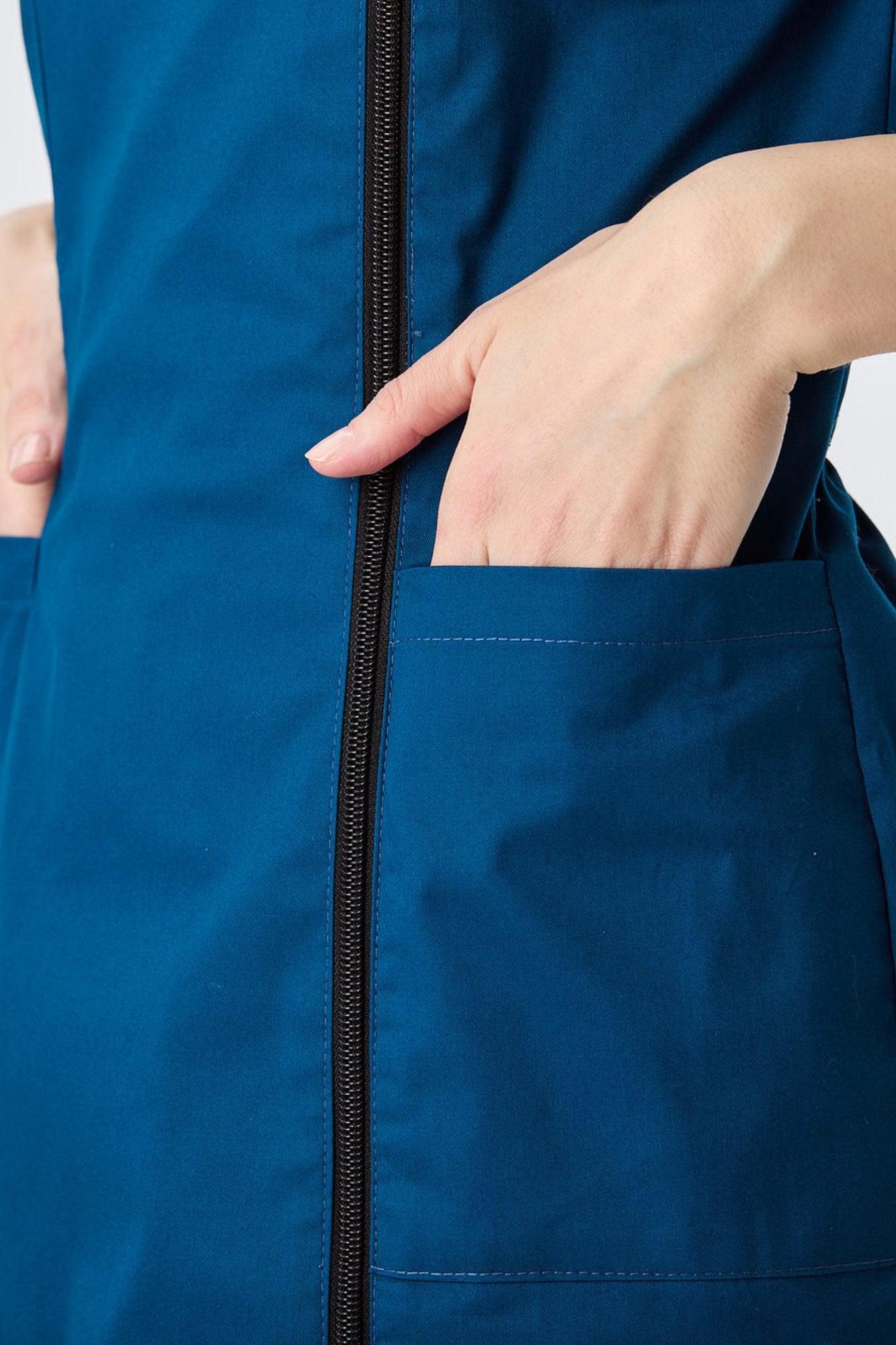 emanno-glow-cotton-petrolej plava-detalj