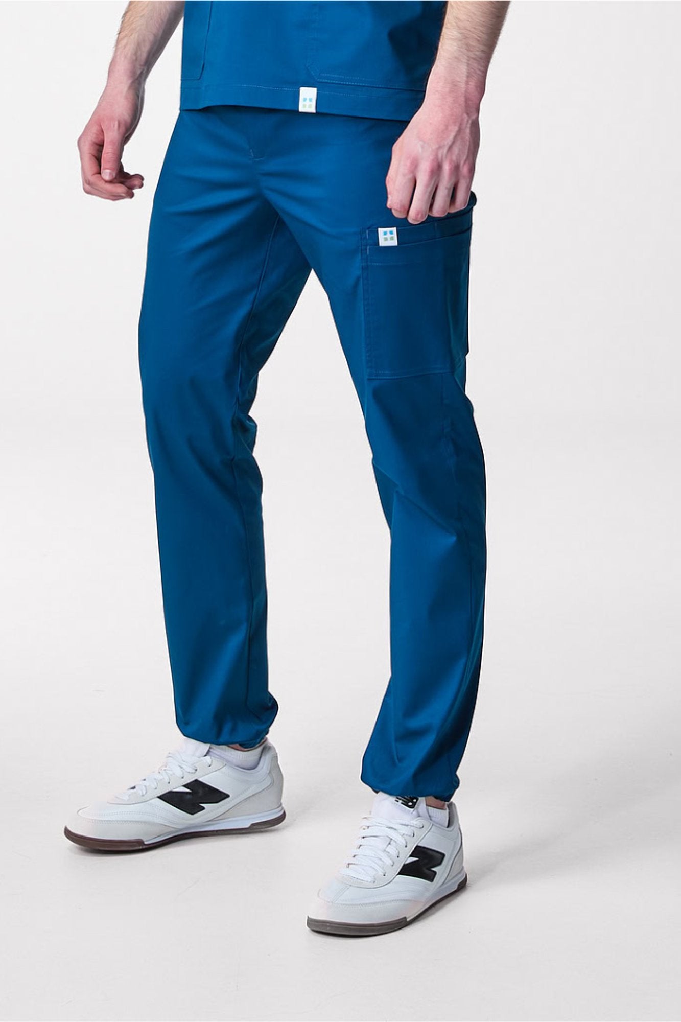 emanno-shift-cotton-petrolej plava-detalj