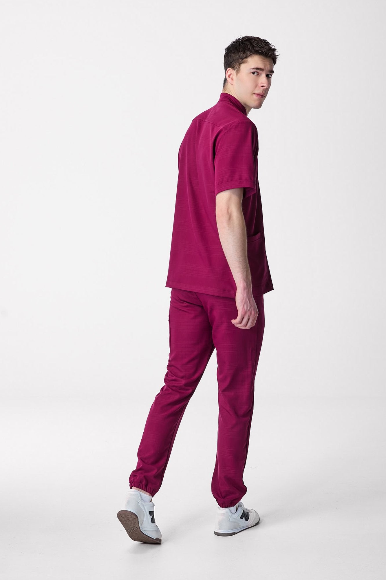 emanno-shift-premium-tamna magenta-zadnja
