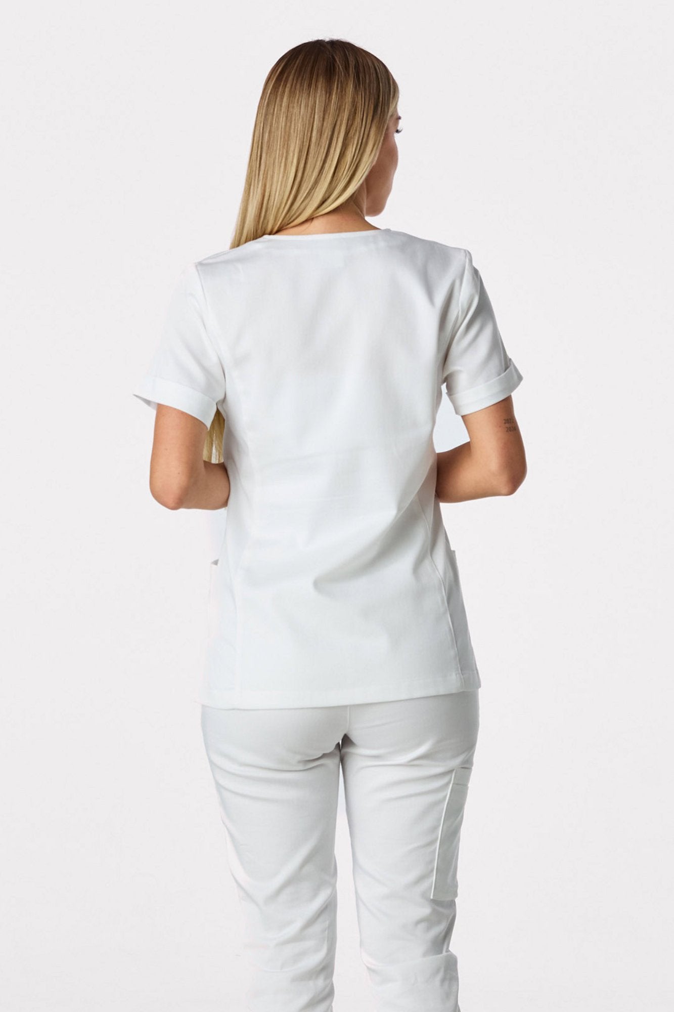 emanno-vital-cotton-bela-zadnja