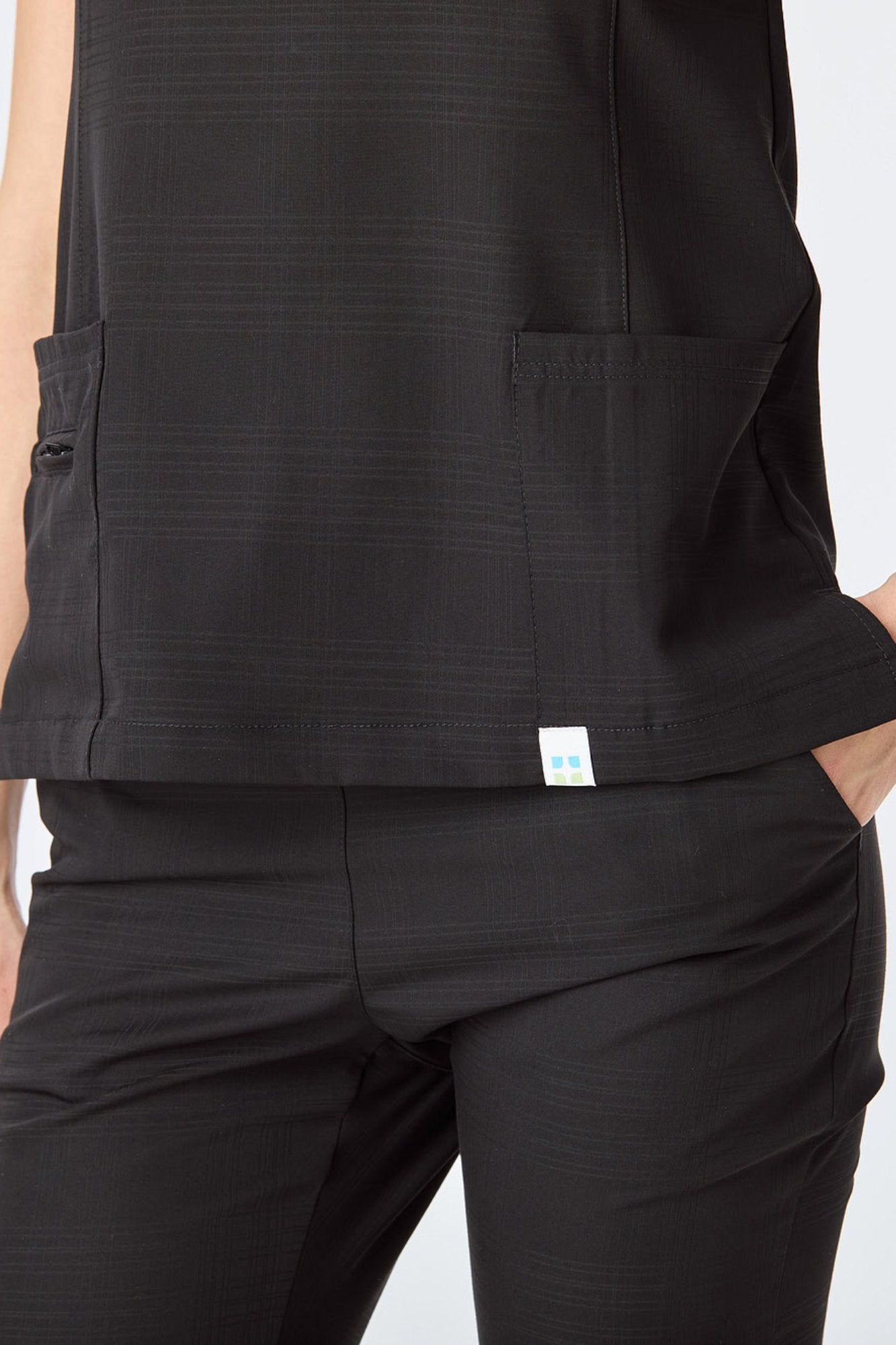 emanno-vital-premium-crna-detalj2